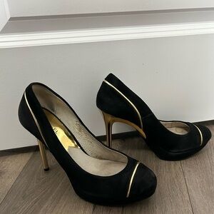 Michael Kors Elegant Black and Gold Suede Heels